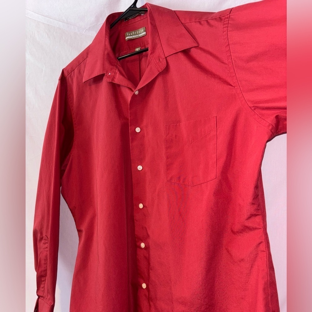 Men’s Van Heusen Long Sleeve Poplin Dress Shirt - Picture 6 of 10